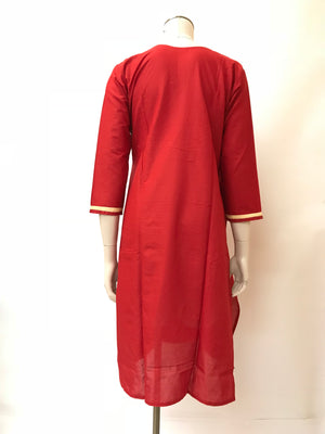 Long embroidered kurta