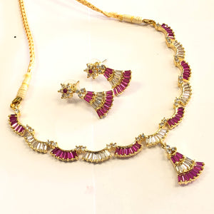 Semi Diamond Necklace Set