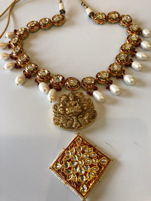 Indian Royal Style Kundan Necklace Set
