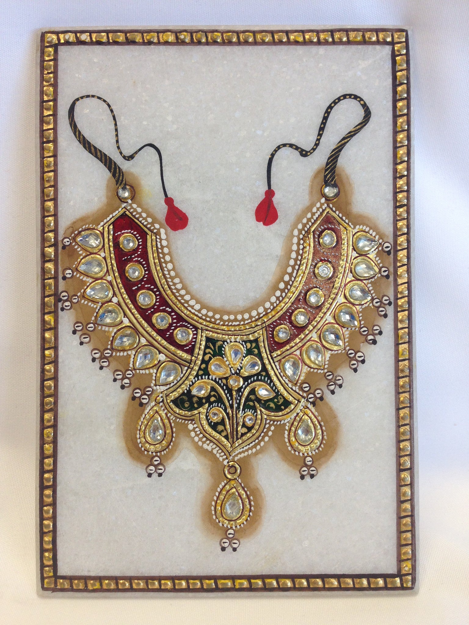 Necklace Design On Marble Plate - 3