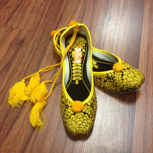 Yellow Embroidered Juti with Laces