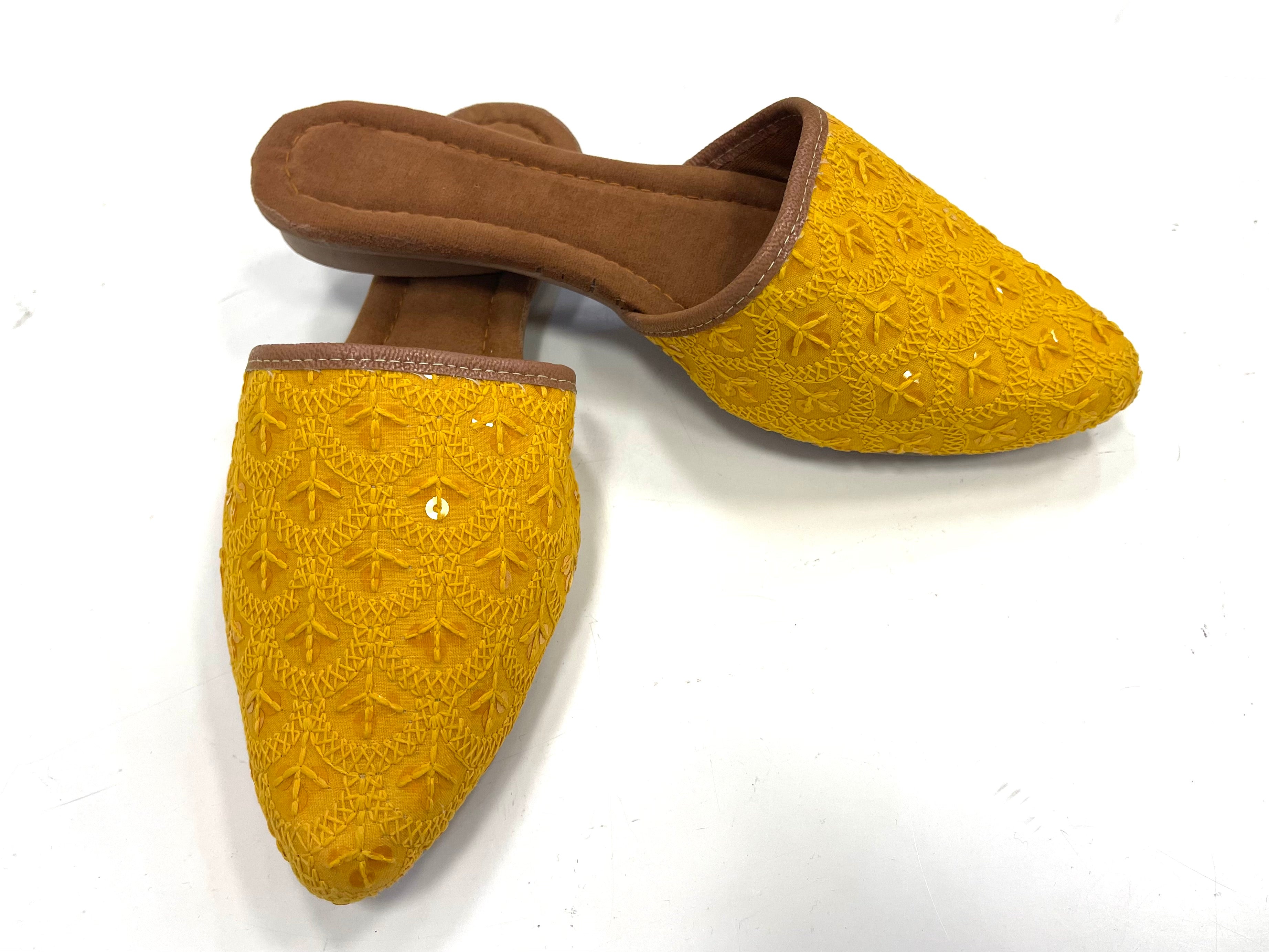 Indian Ethnic Shoes, Women Mojaris, Back open Flat shoes