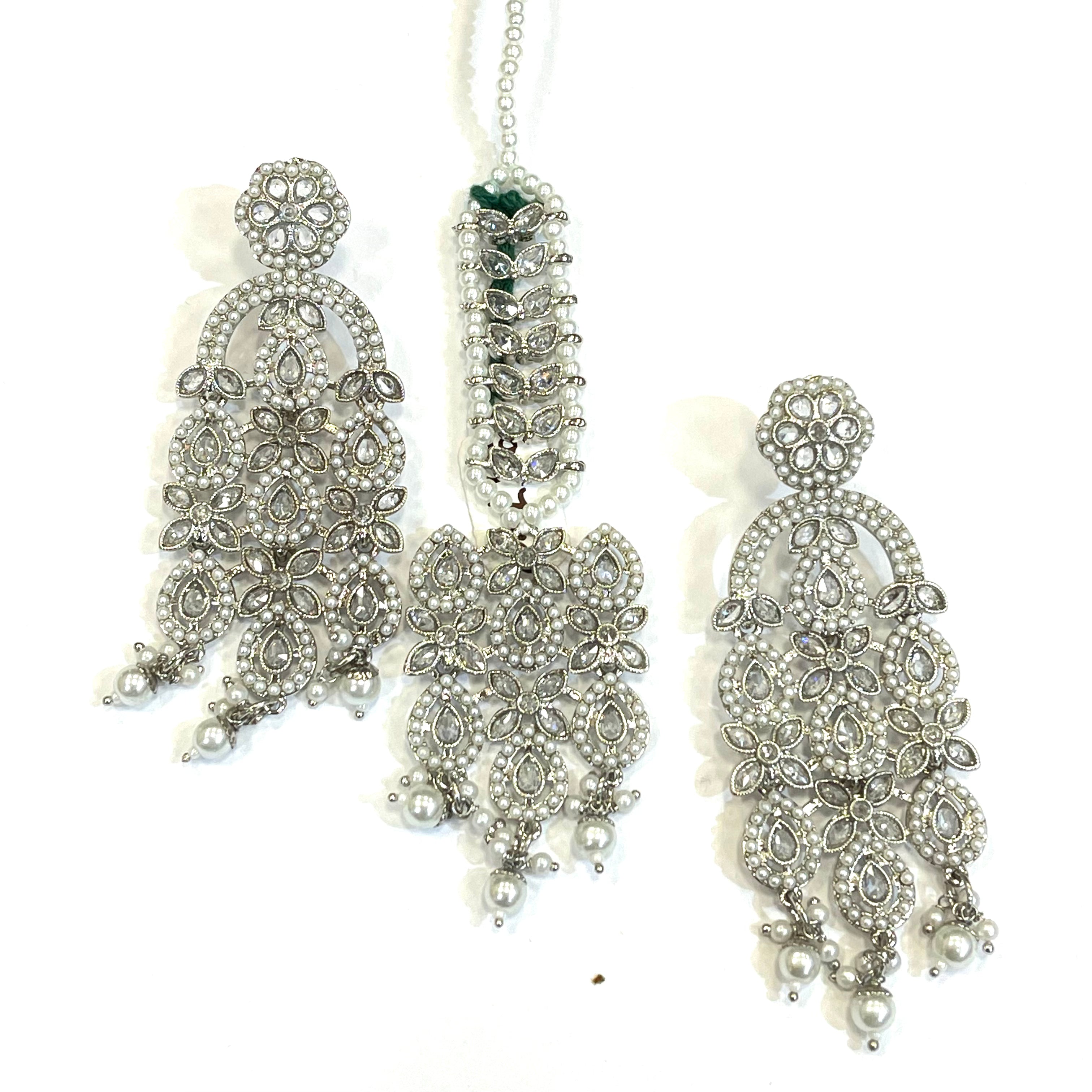 Silver Tikka Earrings Set