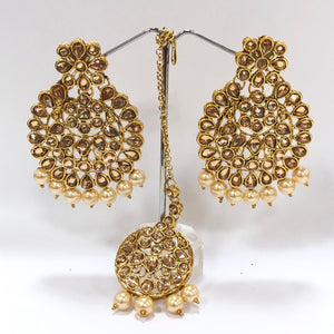 Traditional Earrings Tikka Set