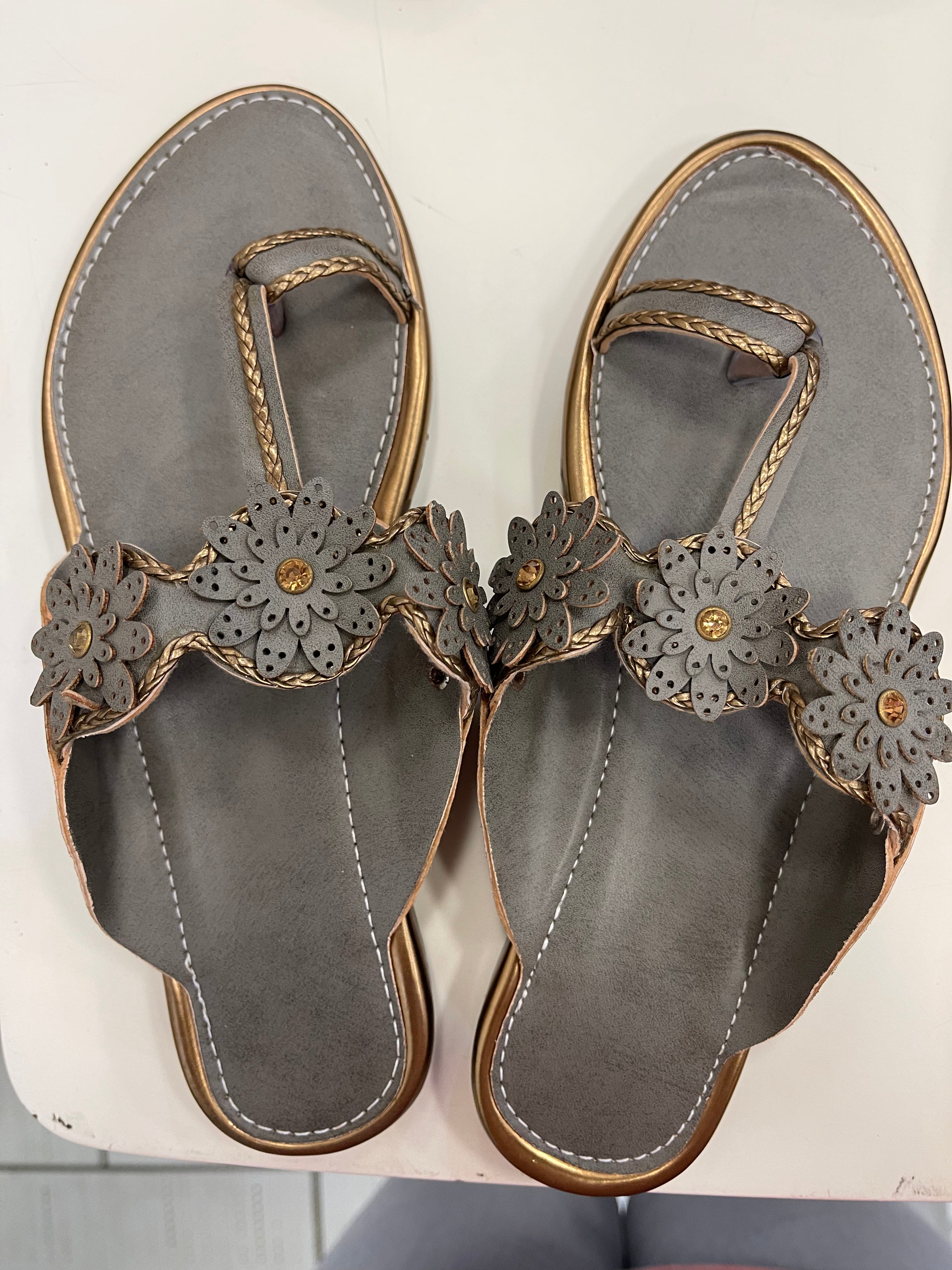 Handmade Kolhapuri Sandals/ Chappals