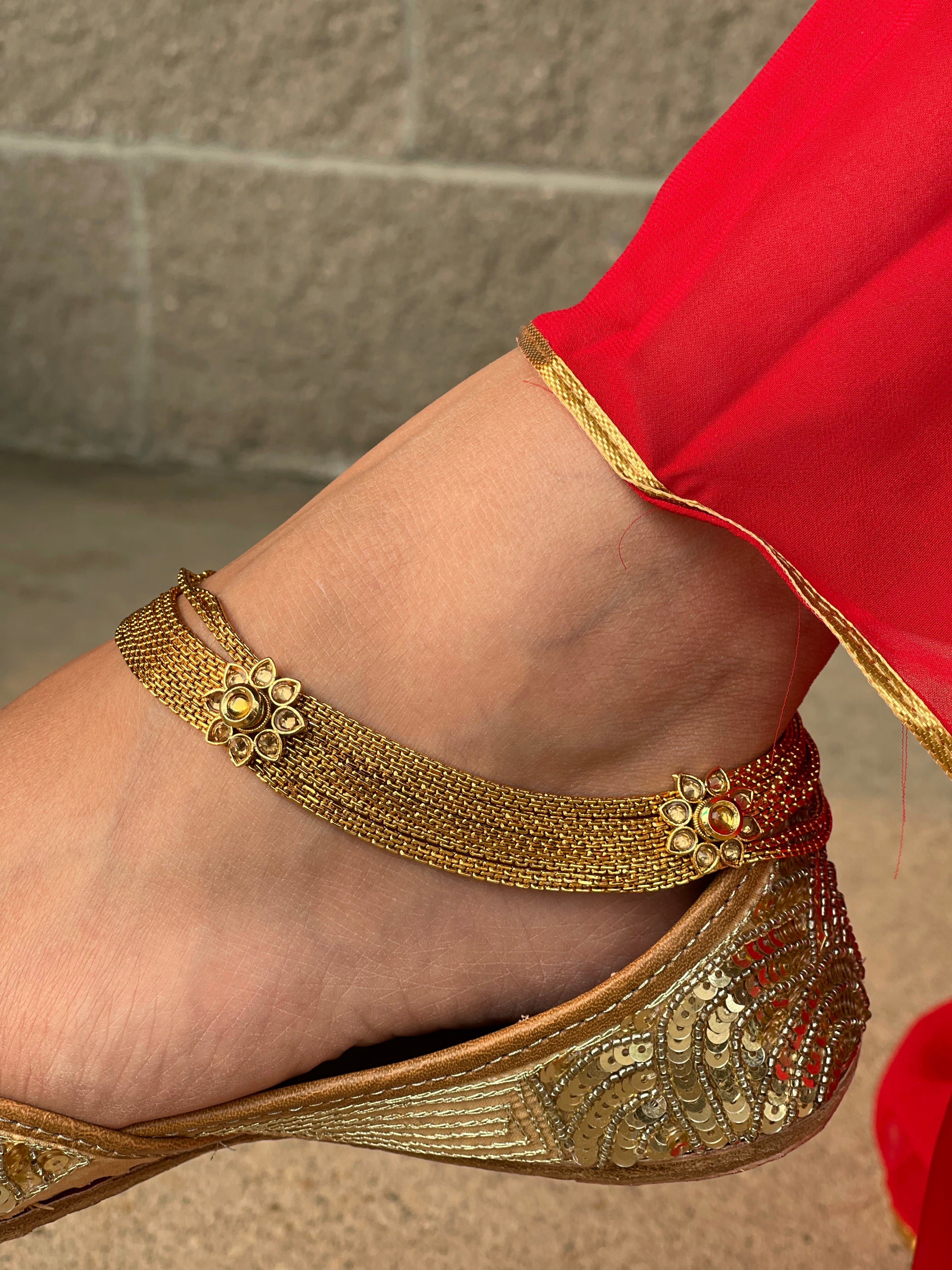 Gold Tone Anklet / Payal With Pearl & Stone