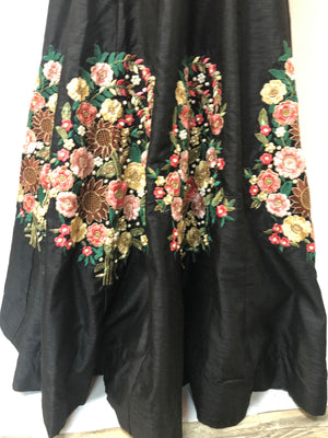 FORMAL EMBROIDERED DRESS