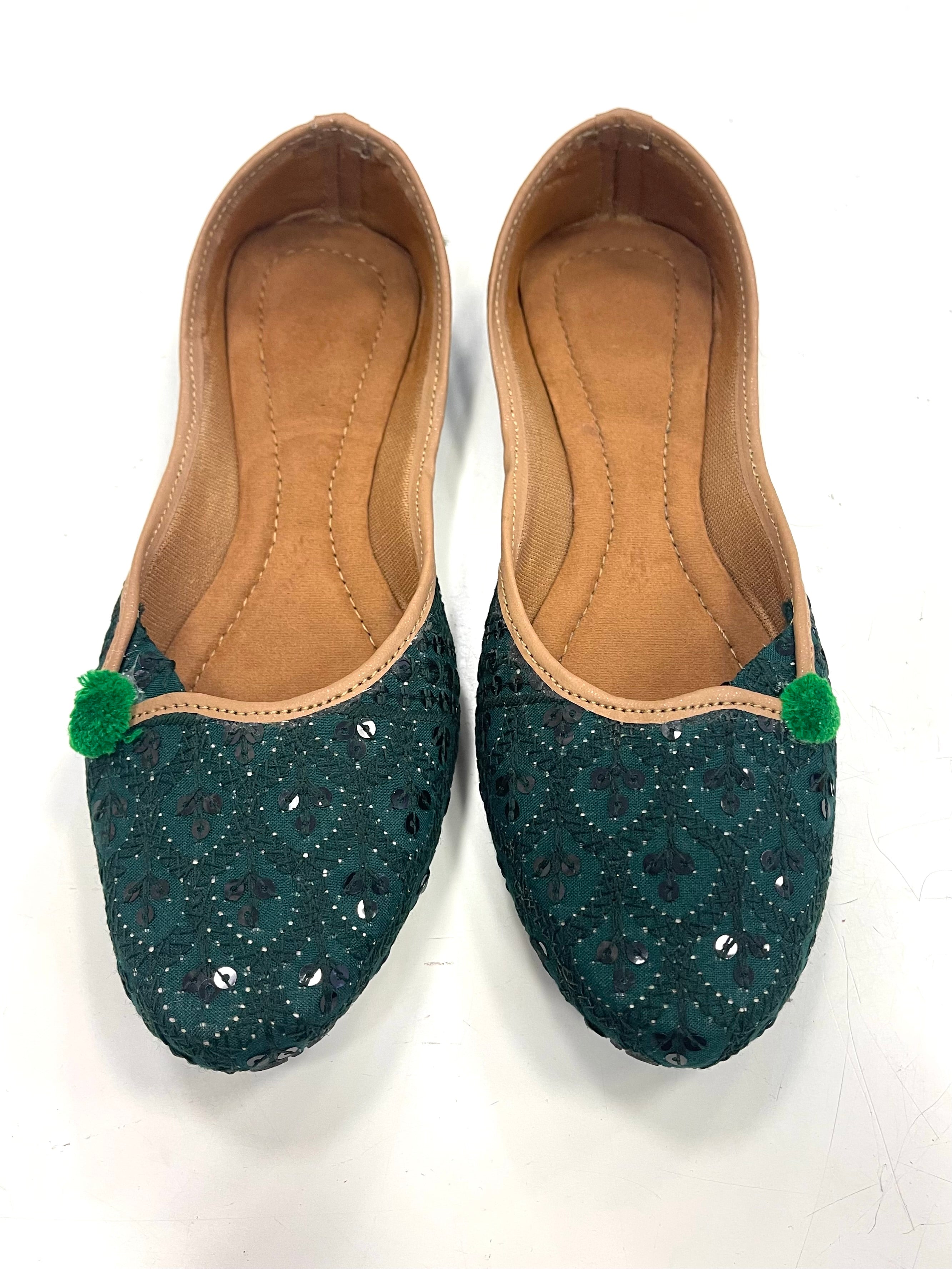 Indian Ethnic Shoes, Women Mojaris, Back open Flat shoes