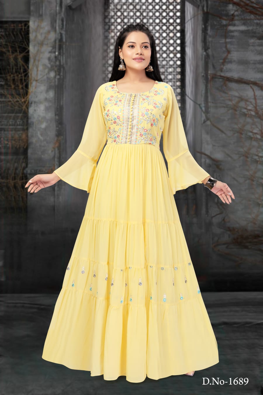 Aggregate more than 79 floor length indo western gowns