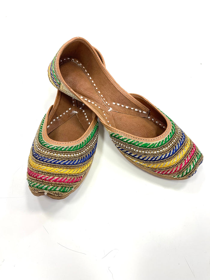 MULTICOLORED - Punjabi JUTTI,Mojari Shoes, Indian Ethnic Shoes, Women Mojaris,/ Khussa