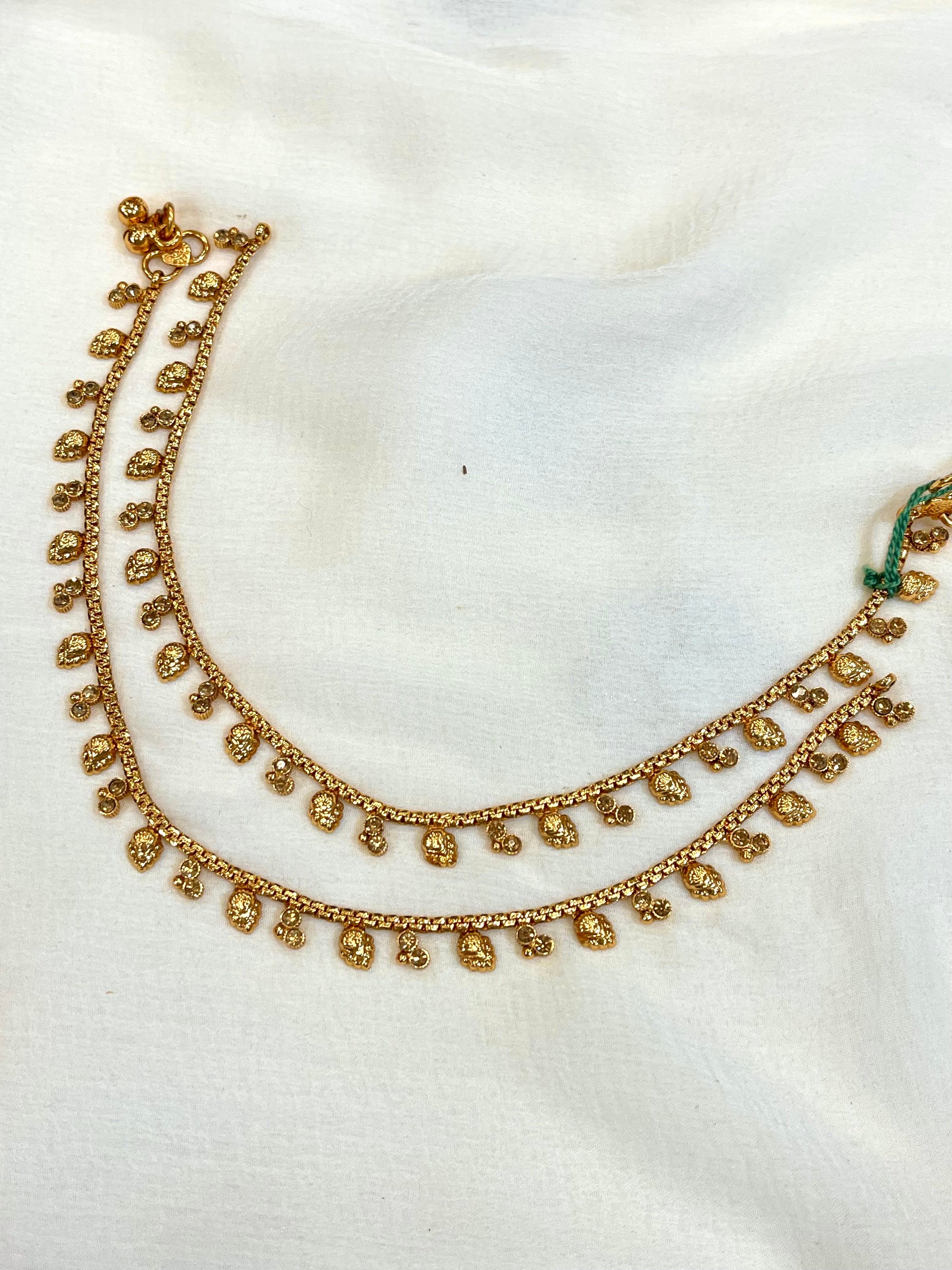 Gold Tone Anklet / Payal With Pearl & Stone