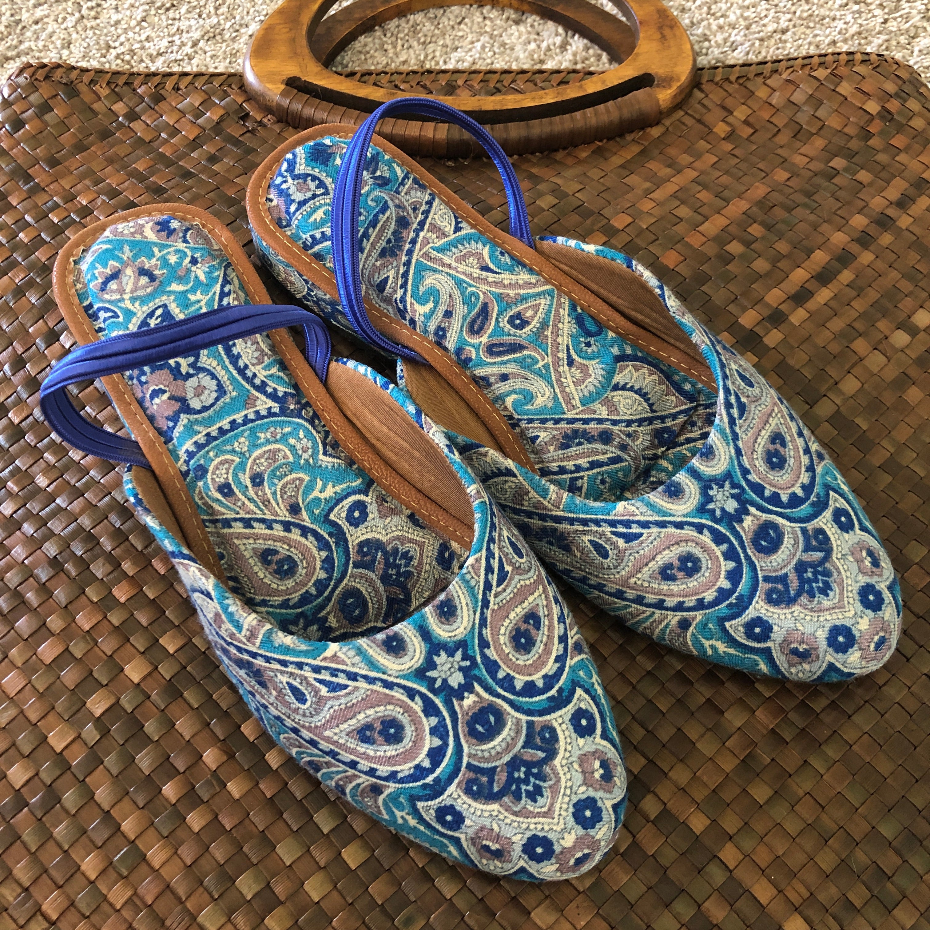 HANDCRAFTED COTTON Shoes