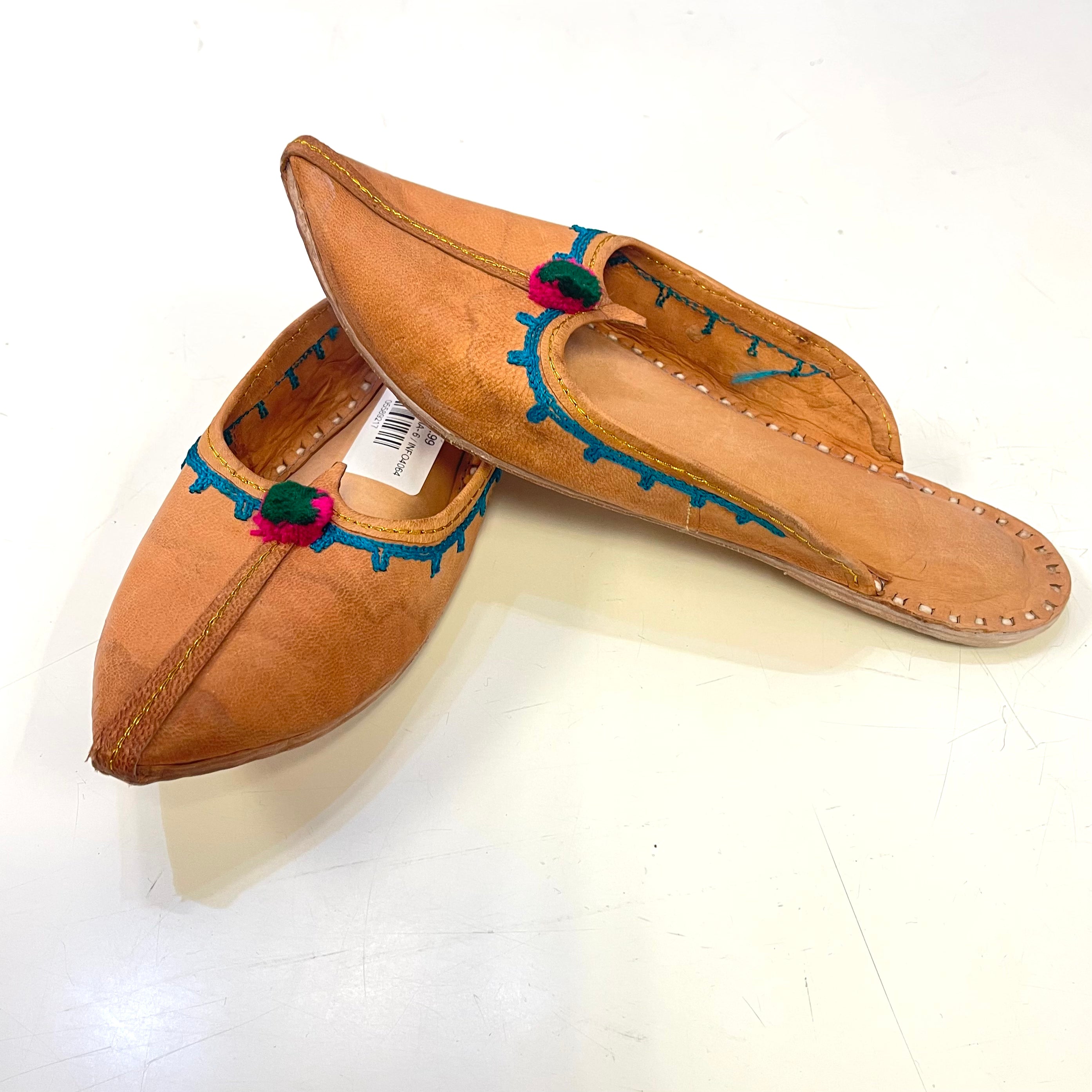 Indian Ethnic Shoes, Women Mojaris, Back open Flat shoes