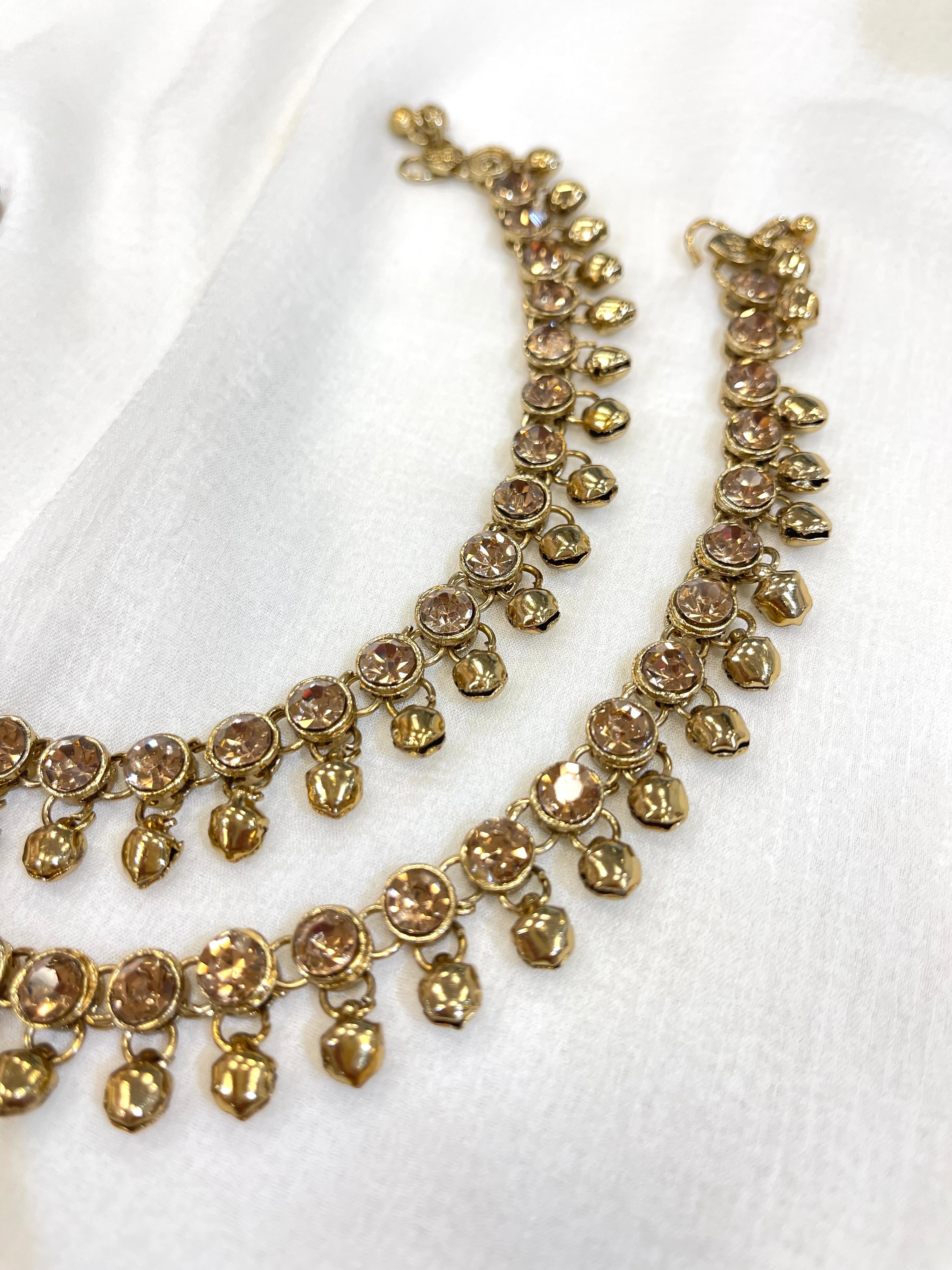 Gold Tone Anklet / Payal With Pearl & Stone