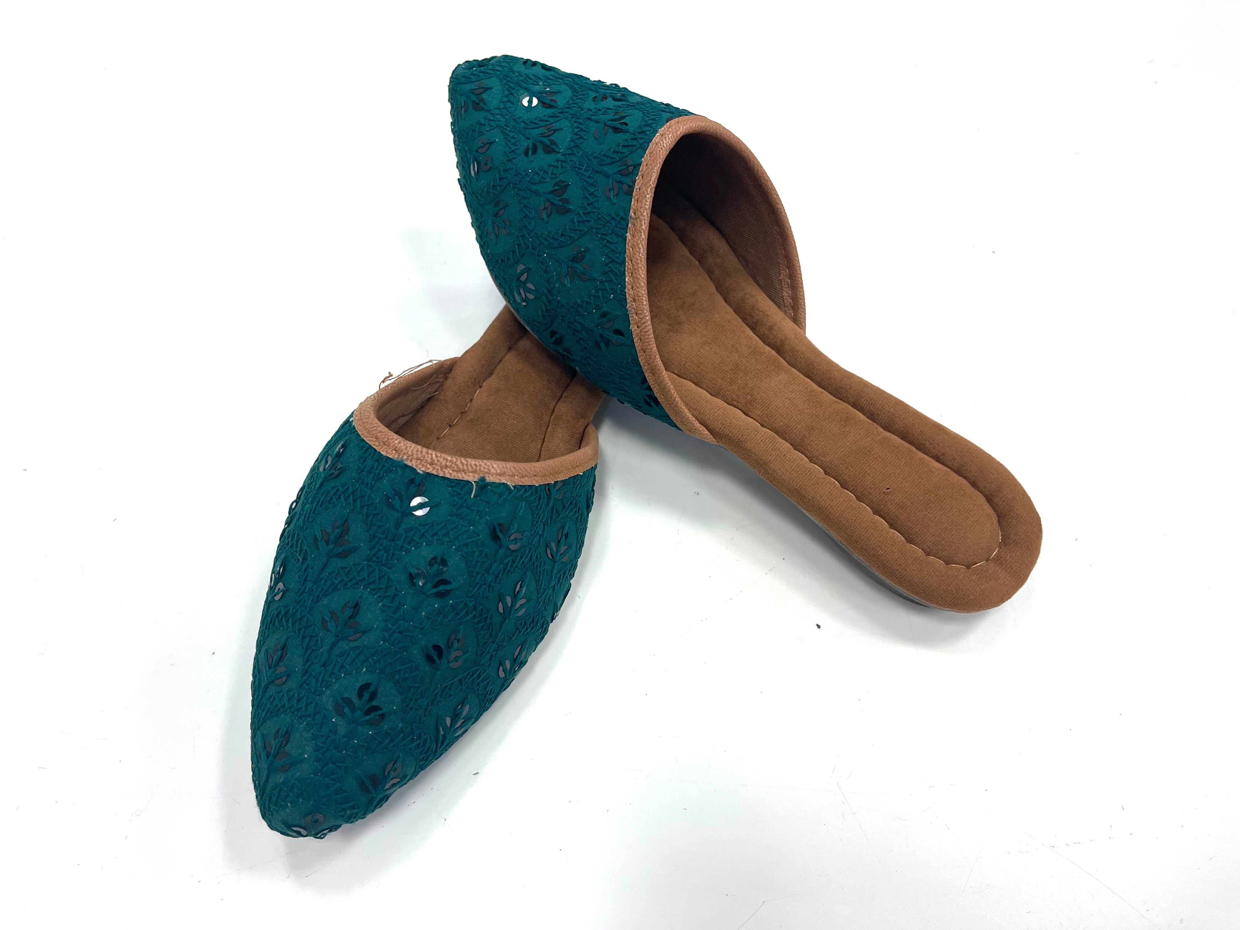 Indian Ethnic Shoes, Women Mojaris, Back open Flat shoes