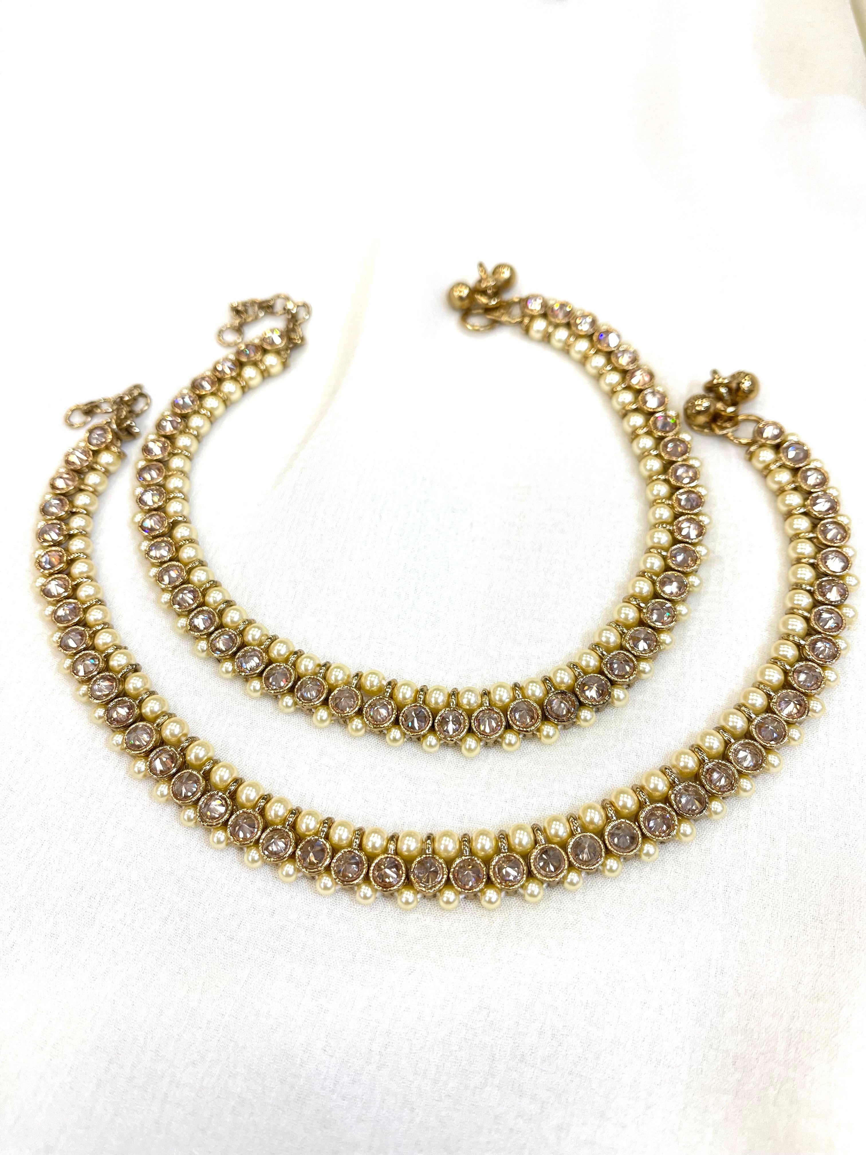 Gold Tone Anklet / Payal With Pearl & Stone