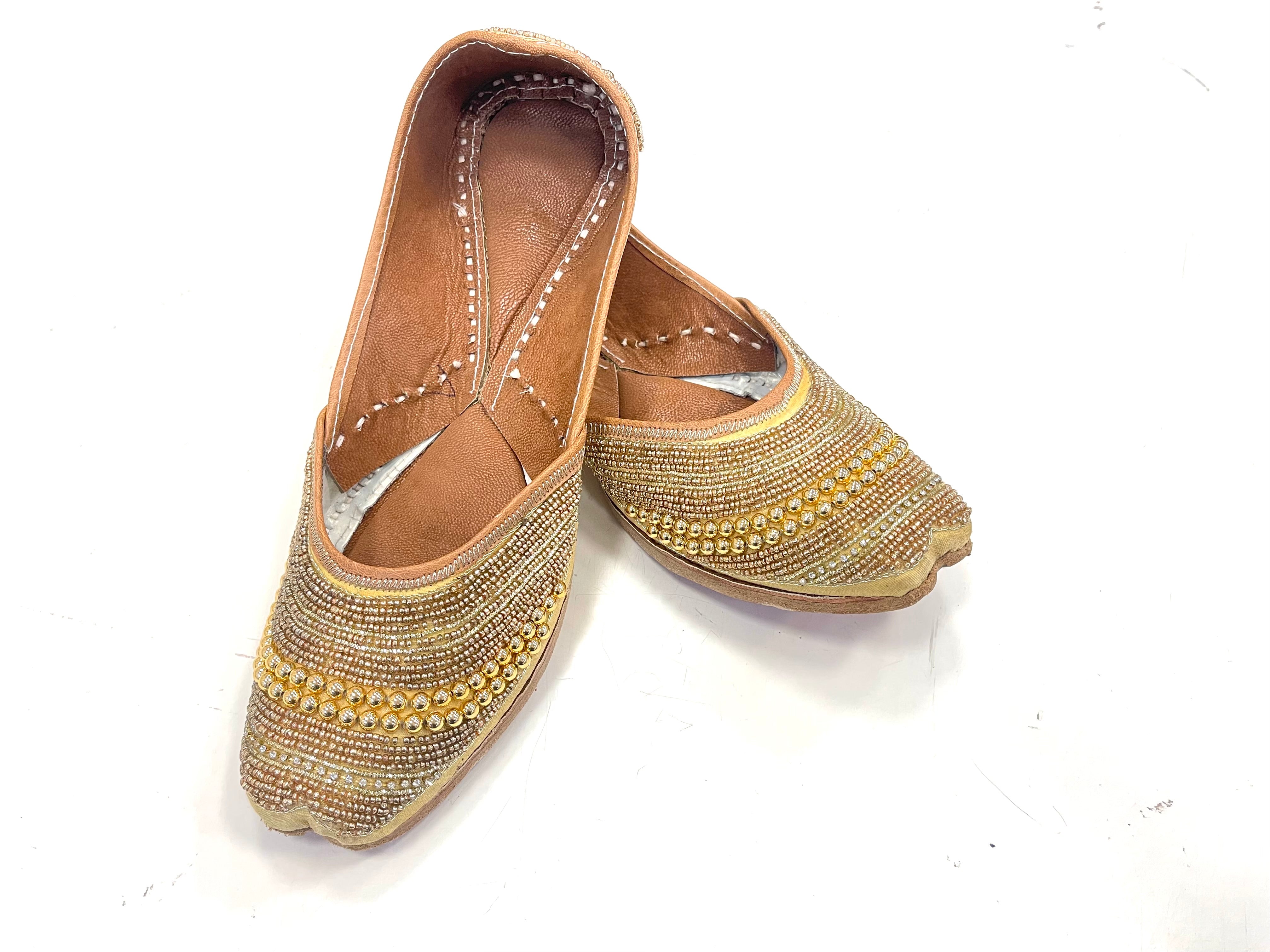 Indian Ethnic Shoes, Women Mojaris, Back open Flat shoes