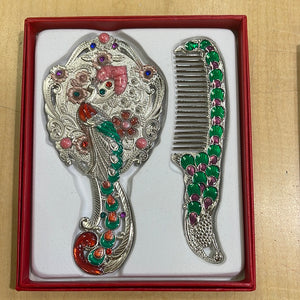 Vintage Comb and Mirror Gift Set