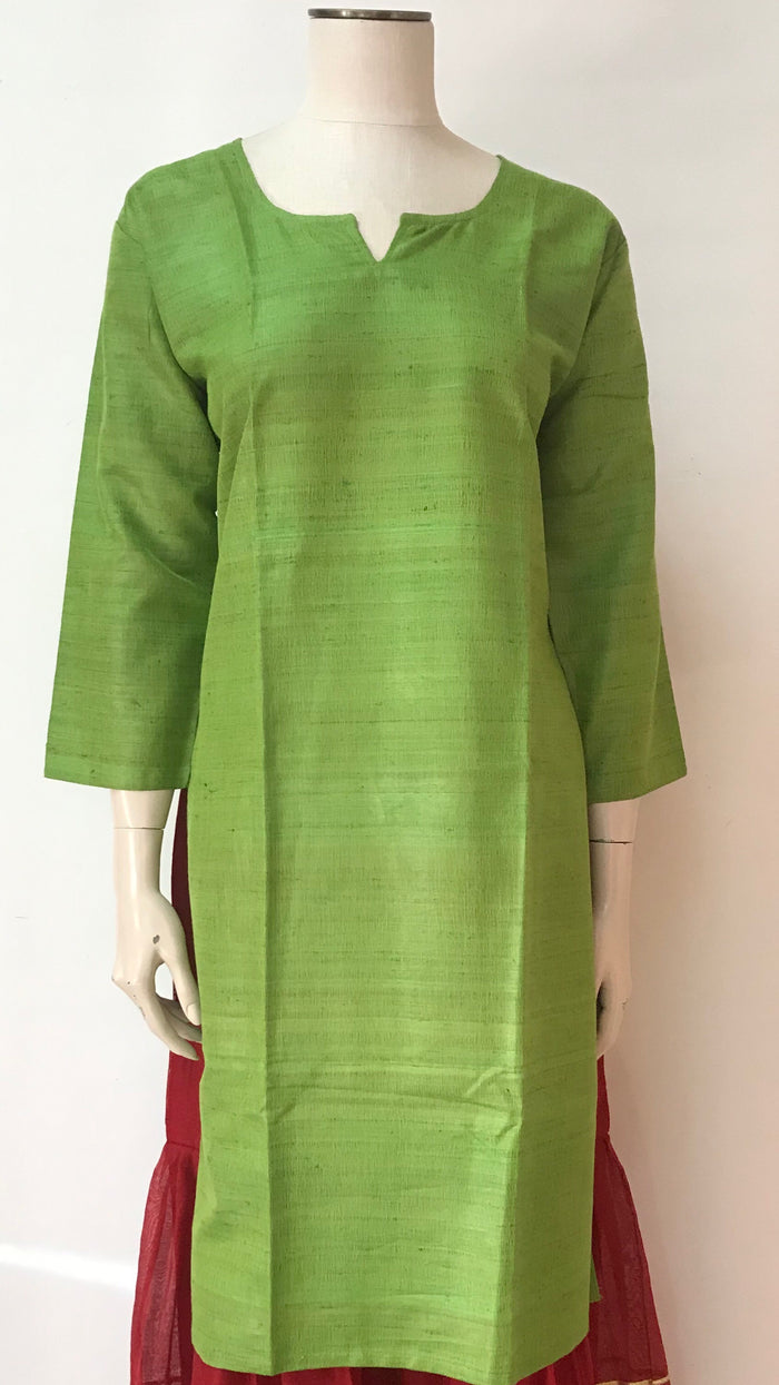 Sizzling Green Silk Kurti With Pants Couple Matching Dress at Rs 2499.00 |  Delhi| ID: 2849557440730