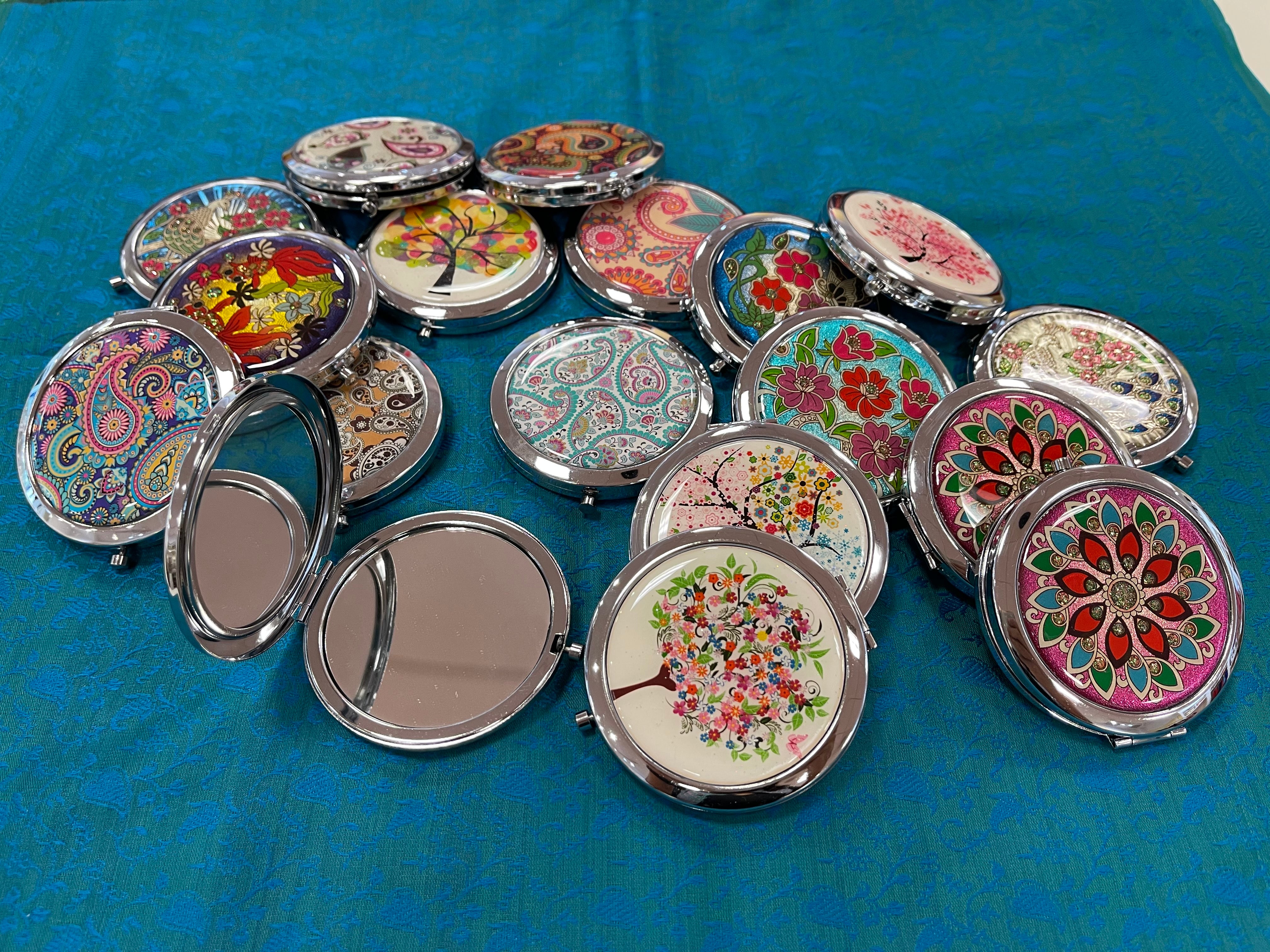 Paisley design vanity pocket Mirror