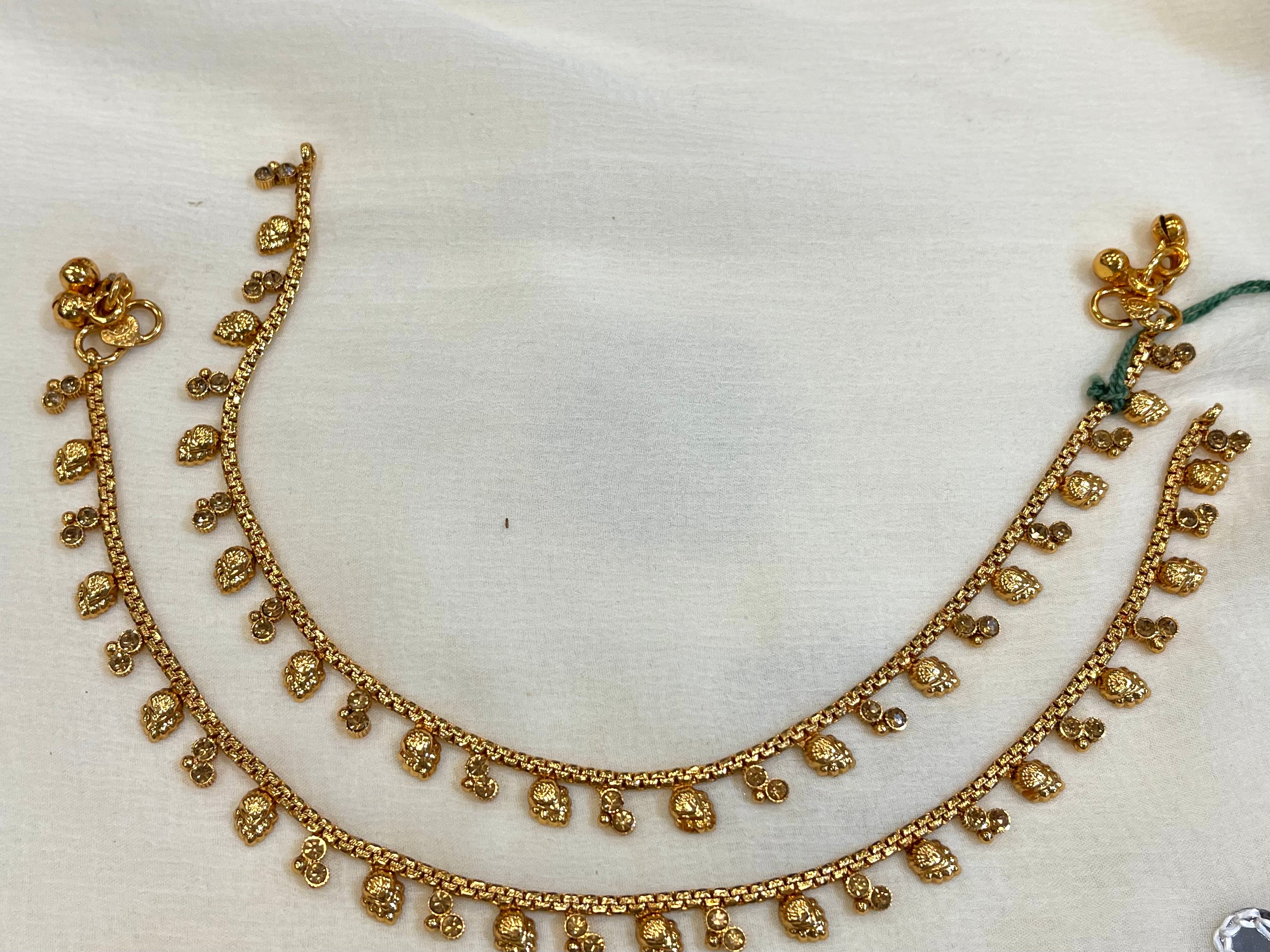 Gold Tone Anklet / Payal With Pearl & Stone