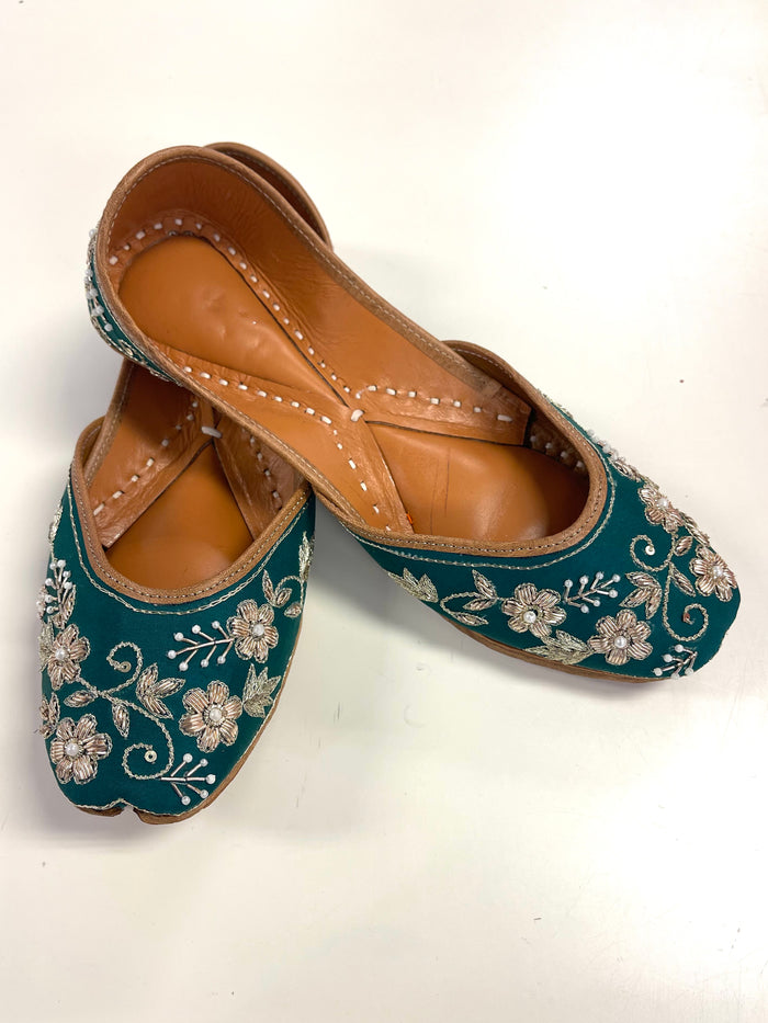 Punjabi JUTTI,Mojari Shoes, Indian Ethnic Shoes, Women Mojaris,/ Khussa