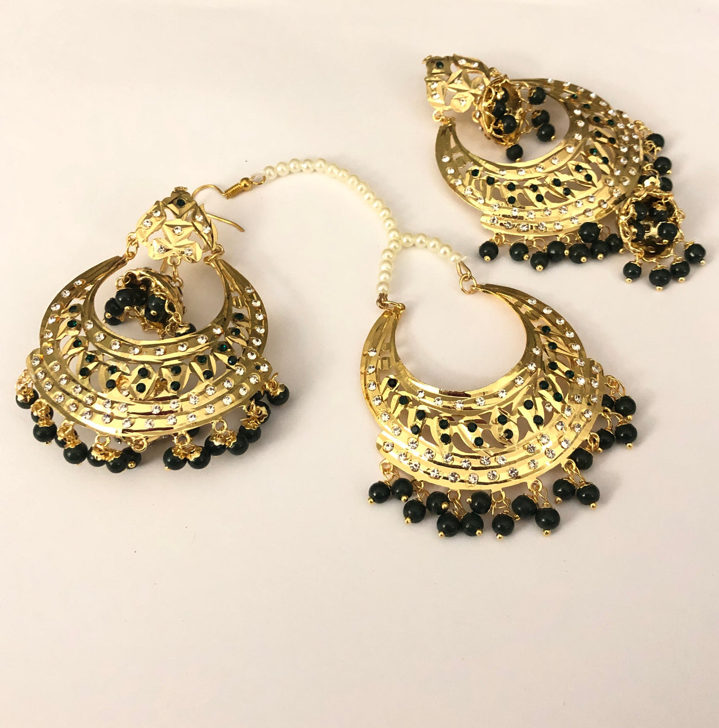 Golden Punjabi Tikka Earrings Set J0511 - muteyaar.com