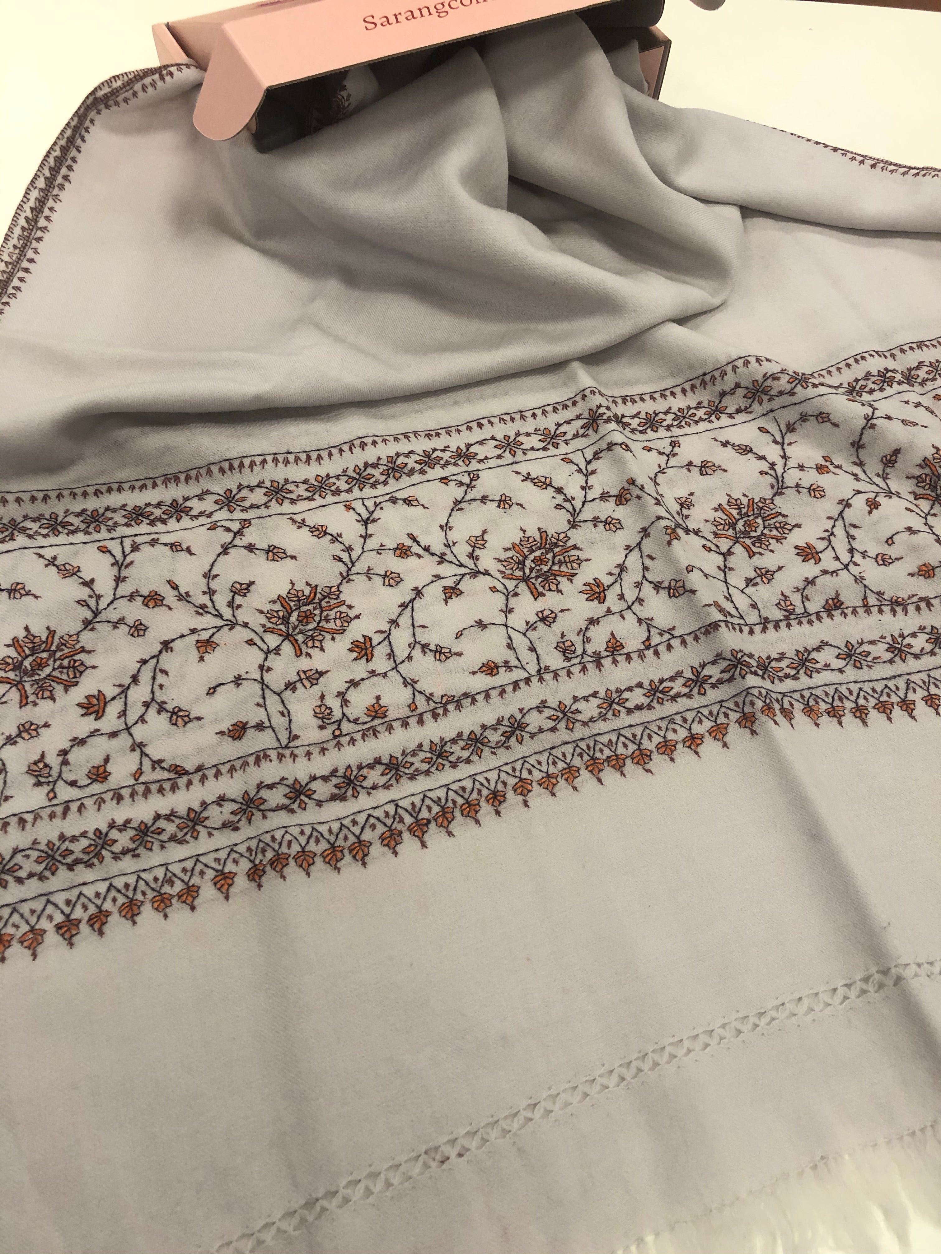 Kashmiri Shawl/Store - Light Grey