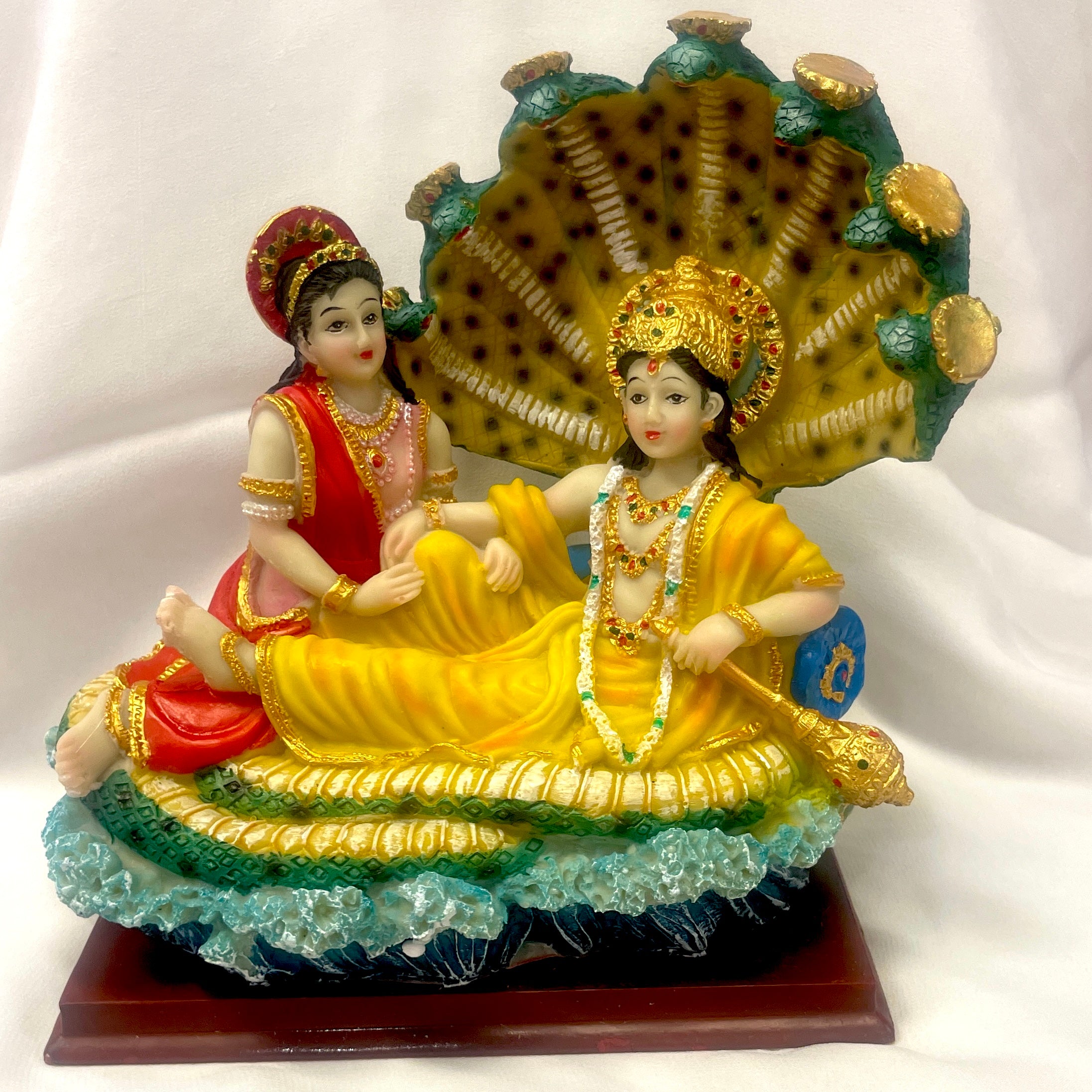 Radha Krishna Statue